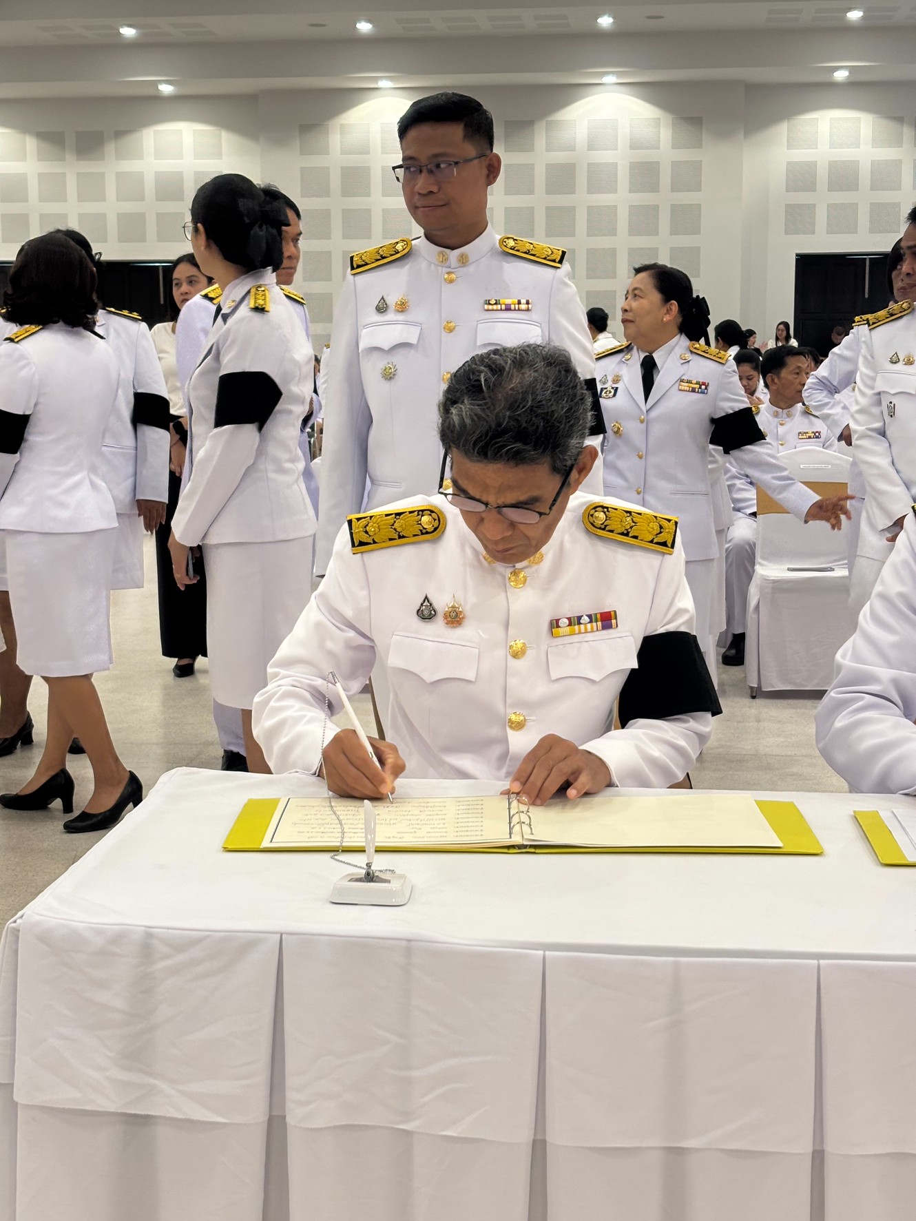 title - ส.ป.ก.ตรัง เข้าร่วมพิธีเจริญพระพุทธมนต์เฉลิมพระเกียรติสมเด็จพระกนิษฐาธิราชเจ้า กรมสมเด็จพระเทพรัตนราชสุดา ฯ สยามบรมราชกุมารี เนื่องในวันคล้ายวันราชสมภพ ๒ เมษายน ๒๕๖๙